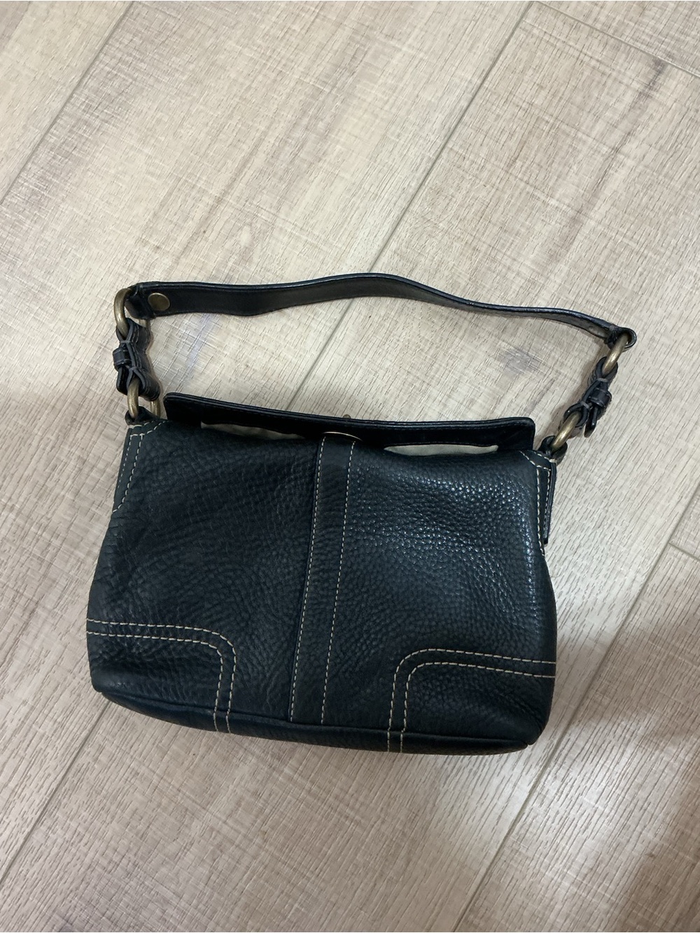 Coach Black Pebbled Leather Shoulder Bag with Contrast Stitching
